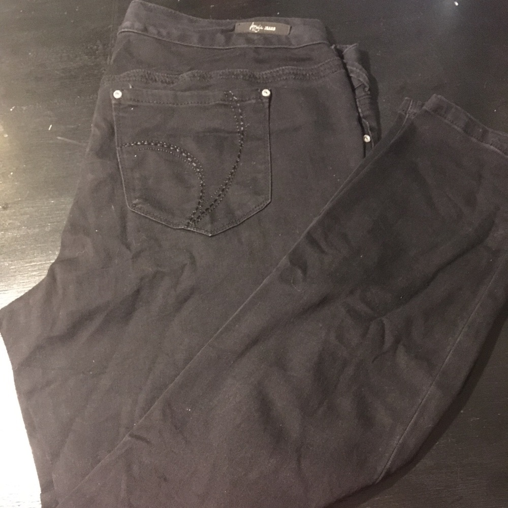 Black Women’s Jeans Ariya